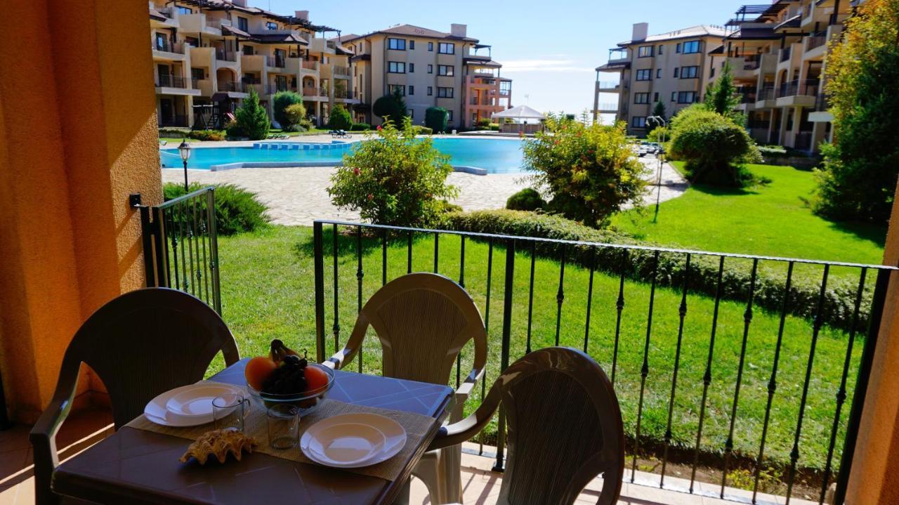 Hc Apartments Kaliakria Topola Exterior photo